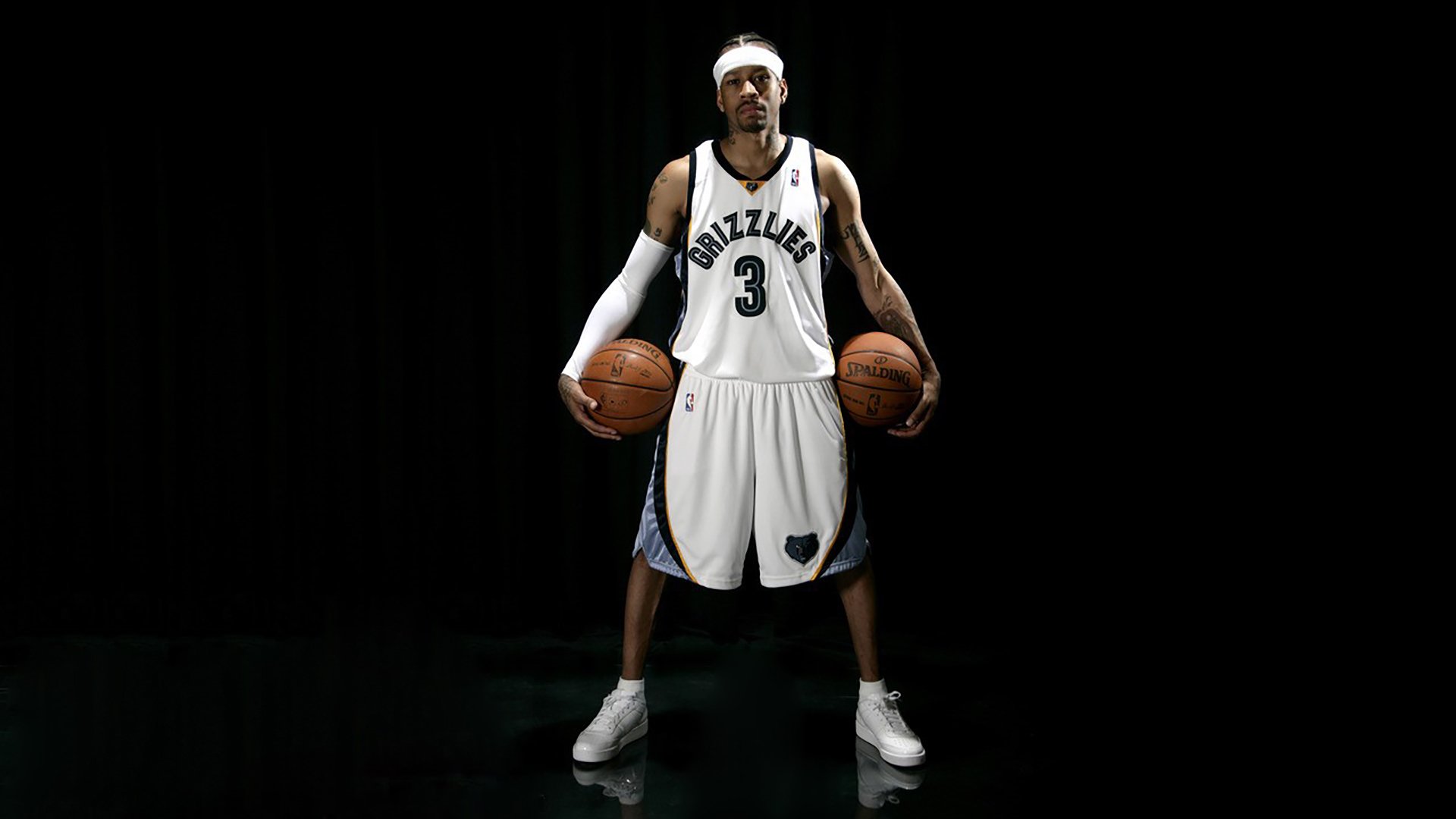 湖人队在本赛季迎来了“新王者”詹姆斯的巅峰表现，湖人队詹姆斯nba全过程