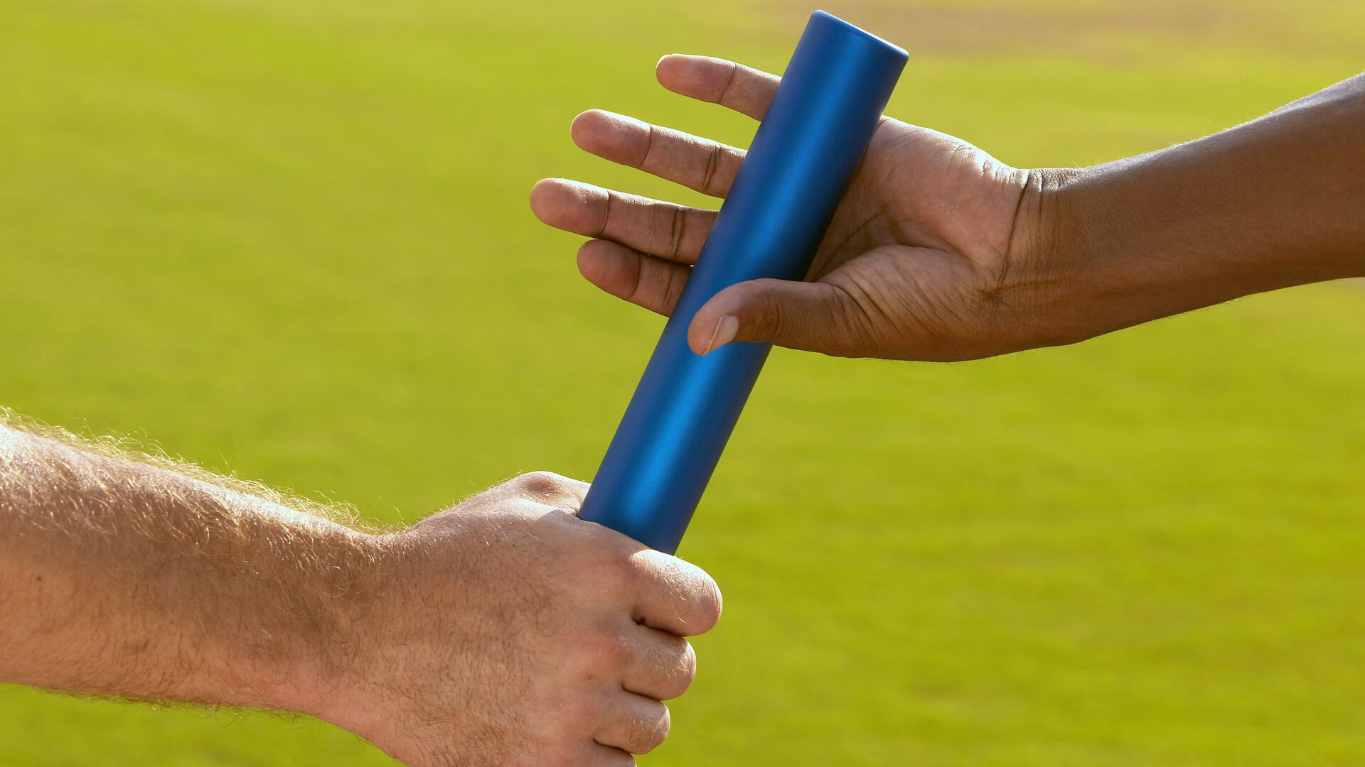 马刺前锋发起“每天一小时无手机训练”倡议,马刺前队员